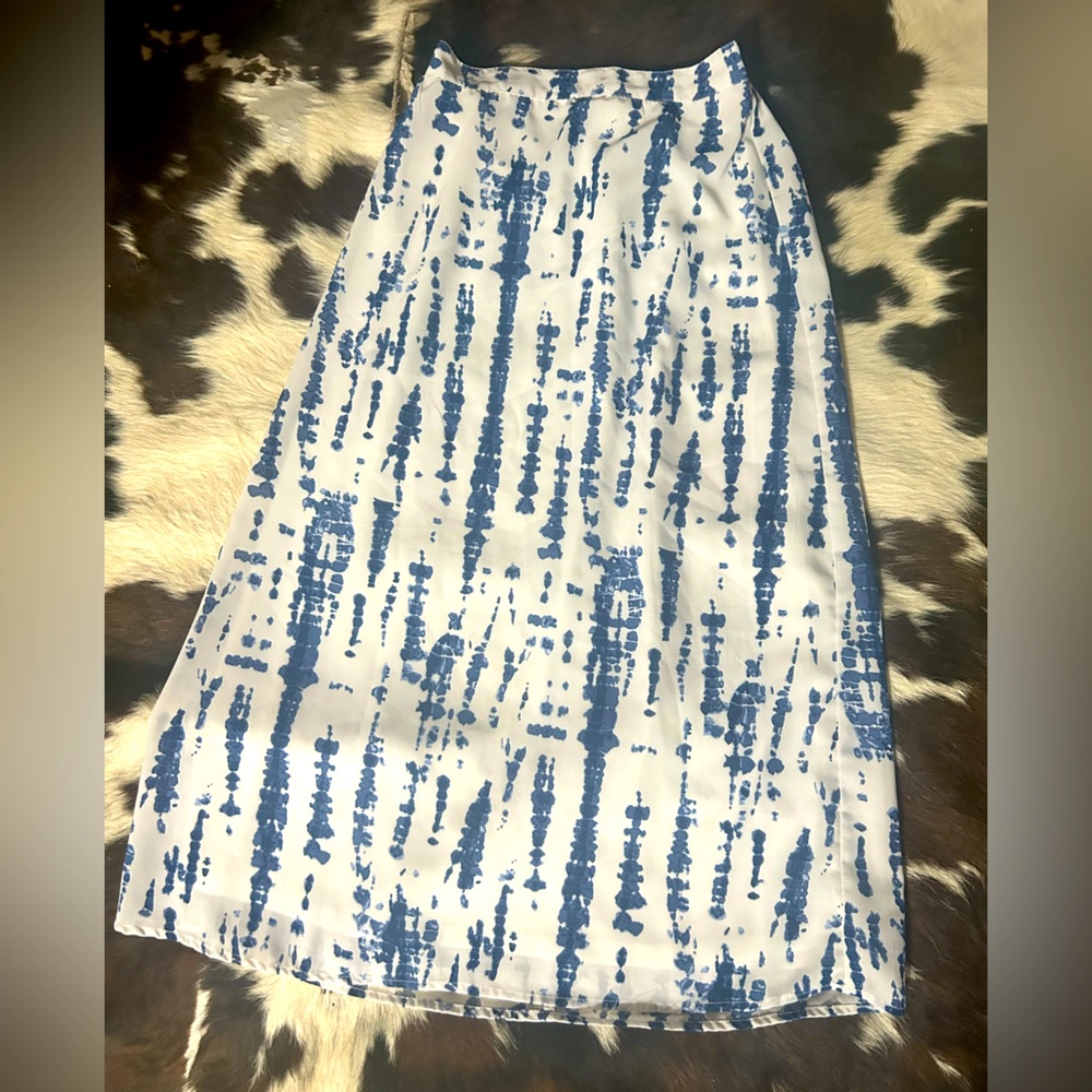 Japana Lined Blue and White Skirt S Midi A-line Batik